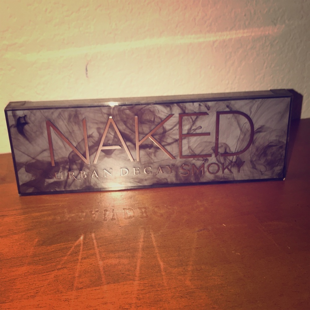 UNUSED Urban Decay NAKED Smoky Eyeshadow palette